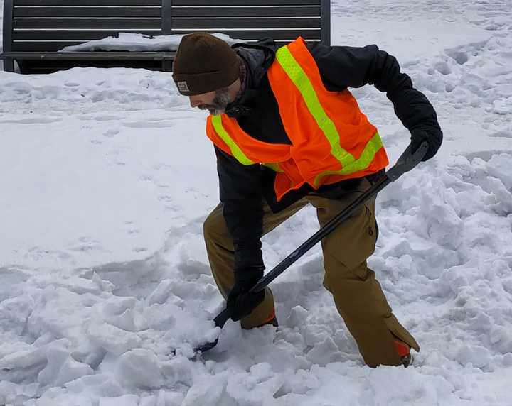 Pelleter la neige