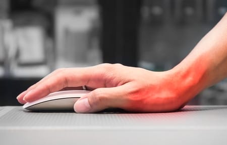 Douleur au poignet au bureau